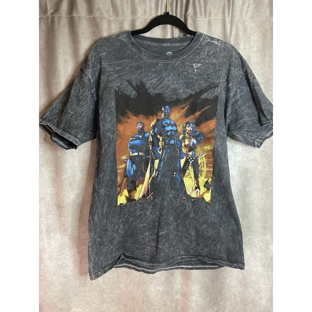 Justice League‎ Tie Dye Shirt Size Large DC Comics Superman/Batman/Wonder Woman